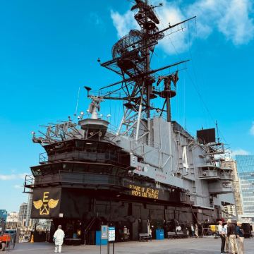 美国洛杉矶+旧金山+中途岛号博物馆+美洲杉国家公园+优胜美地国家公园+渔人码头+九曲花街7日6晚拼小团