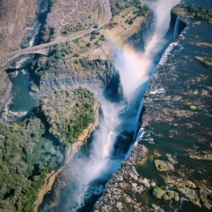 南非+津巴布韦+赞比亚+博茨瓦纳10日9晚私家团