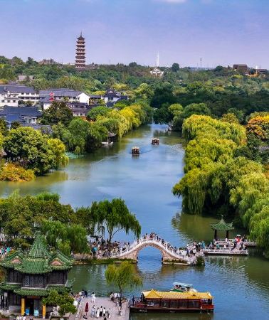 5日4晚 • 揚州+興化+蘇州+上海5天團 · 李中水上森林公園、鳳城河梅園、七里山塘街、東關街、黃浦江外灘、武康大樓【蘇州保證入住1晚私人度假島嶼上高端豪華Four Seasons四季酒店】