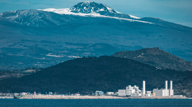 徒步·济州岛+汉拿山白鹿潭+偶来小路2日1晚跟团游·户外专业领队+安全无忧+登顶汉拿山20KM+协理入山资格名额+获得登顶证书+唯二登顶线路全踏破+徒步偶来小路