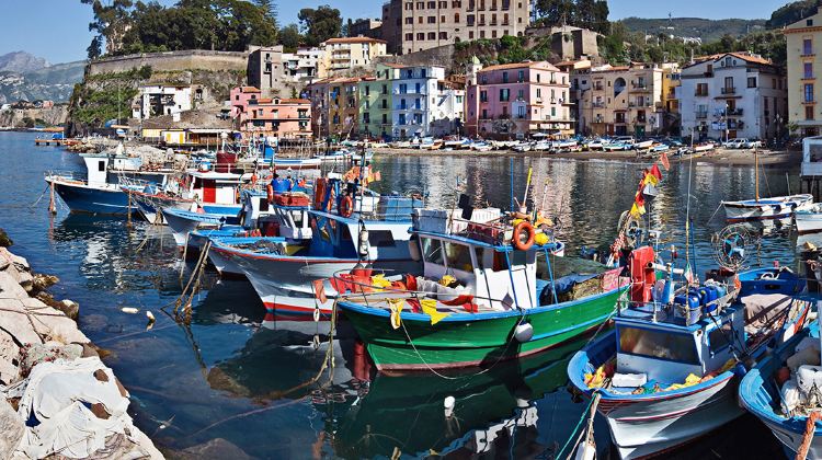 13-Day Best of Italy Tour from Florence to Naples·Cinque Terre, Chianti & Amalfi Coast with Guided Pompeii Tour