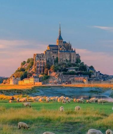 4D3N • Paris, France + Normandy — Mont Saint-Michel + Old Town of Rennes + Romantic Parc du Thabor + Official guided tours of the Louvre Museum and Palace of Versailles + Seine River cruise experience "Save €260 when 3 people book"