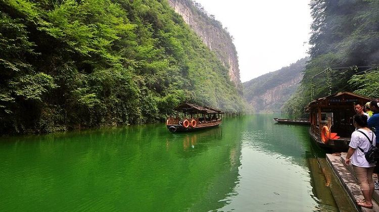 4-Day National Park Tour from Zhangjiajie · Tianzi Mountain, Yellow Dragon Cave and Tianmen Mountain | BaiLong Lift VIP Ticket