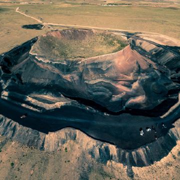 呼和浩特+辉腾锡勒草原+红石崖国家生态公园+响沙湾2日1晚跟团游