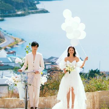 昆明+大理市+丽江+香格里拉+泸沽湖10日9晚跟团游