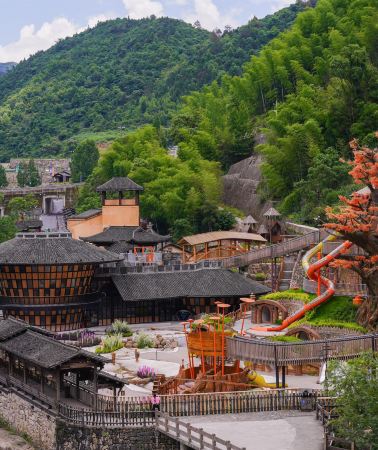 5D4N • Wangxian Valley + Wuyuan Huangling Scenic Area + Jingdezhen + Sanqingshan Mount Scenic Area
