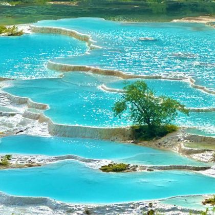 重庆+成都+九寨沟+黄龙风景名胜区+武隆天生三桥+龙水峡地缝7日6晚私家团