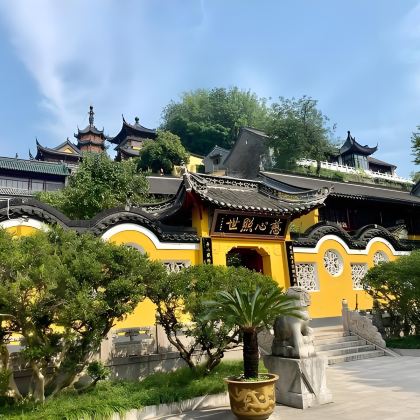 镇江+西津渡历史文化街区+北固山+北固山公园-甘露寺+梦溪园+金山寺+焦山2日1晚私家团