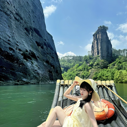 武夷山主景+九曲溪漂流3日2晚跟团游