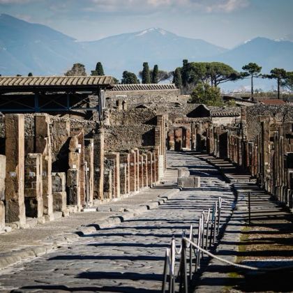 意大利罗马+那不勒斯+卡普里岛+阿马尔菲+阿尔贝罗贝洛+马泰拉10日9晚拼小团