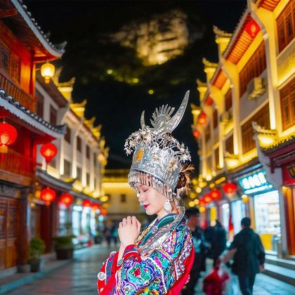 贵阳+黄果树景区+荔波+西江千户苗寨+梵净山+镇远县6日5晚跟团游