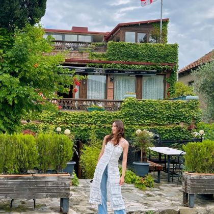 格鲁吉亚第比利斯+斯提潘茨明达+西格纳吉+姆茨赫塔5日4晚跟团游