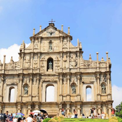 香港+澳门+香港海洋公园+广州+深圳6日5晚跟团游