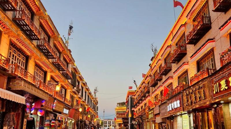 8D7N · Group Tours · China + Tibet + Lhasa + Potala Palace +Yamdrok Lake + Shigatse + Everest Base Camp + Gyatso + Lhakhang + Ula Pass + Princess Wen's Evening Party + Namtso Lake