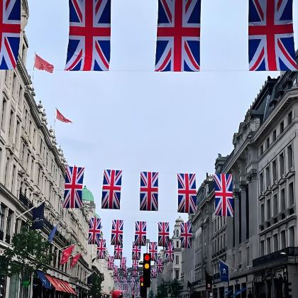 英国伦敦+剑桥+牛津+温莎+多佛尔白色悬崖+圣米歇尔山+翁弗勒尔12日11晚拼小团