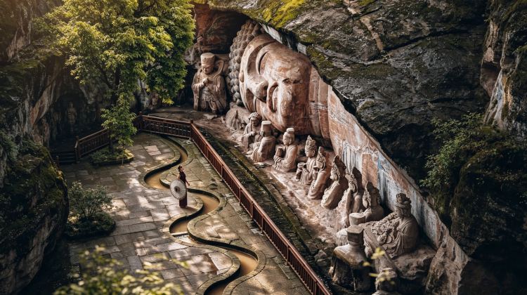 4-Day Chengdu & Nearby Highlights: Pandas, Sanxingdui, Qingcheng Mountain & Dujiangyan | 5-star Hotel | Private Tours