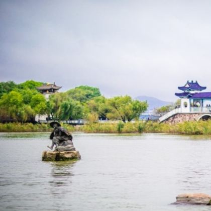 上海+杭州+乌镇+苏州+周庄+无锡+扬州+南京11日10晚跟团游