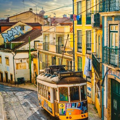 葡萄牙里斯本+波尔图+辛特拉+丰沙尔11日10晚私家团