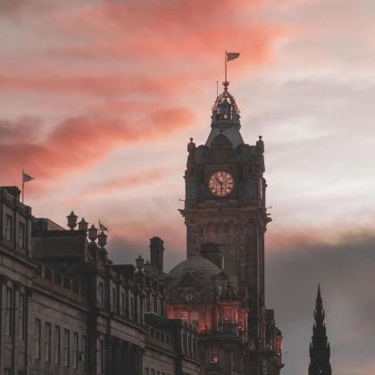 英国8日7晚私家团