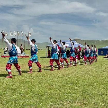 蒙古乌兰巴托+成吉思汗国家博物馆+宰桑纪念碑+特日勒吉国家公园+成吉思汗骑马雕像5日4晚拼小团