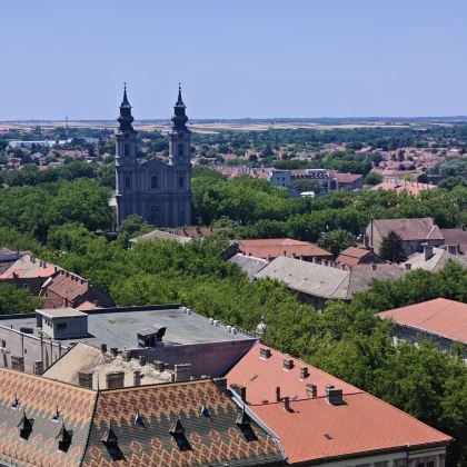 塞尔维亚+波黑+黑山+阿尔巴尼亚8日7晚私家团