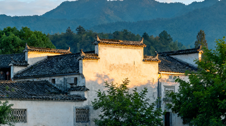 4-Day Online consultation ,Free 'Hui Xiu' admission ticket + data SIM card, zero tips, explore popular attractions in one trip,Huangshan Scenic Area + Hongcun Scenic Area + Huizhou Ancient City