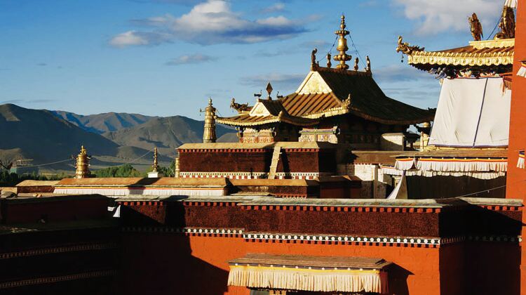 10D9N · Group Tours · TibetLhasa + Shigatse + Potala Palace + Jokhang Temple + Yamdrok Yumtso+ Tashilhunpo Monastery + Mt Qomolangma Base Camp+ Namtso North Elephant Gate