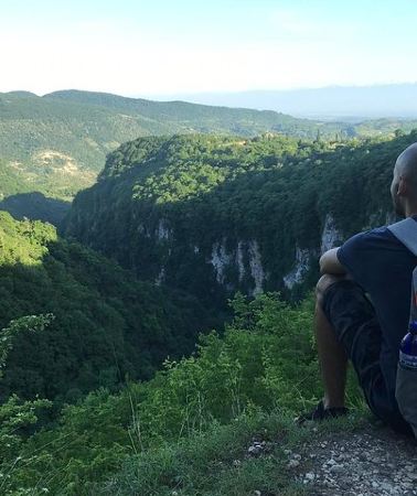 2D1N • 2 Days Trip to West Georgia (Caves, Canyons, Waterfalls)