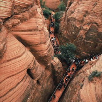 山西碛口国家级风景名胜区+陕西波浪谷景区+甘泉大峡谷+云丘山景区7日6晚私家团