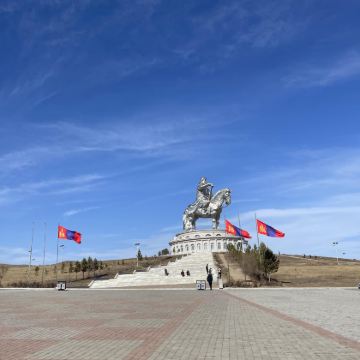 蒙古乌兰巴托+哈拉和林+鄂尔浑峡谷6日5晚私家团