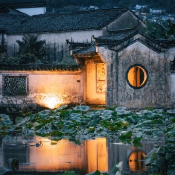 西溪南古村落+呈坎+花山谜窟+谢裕大茶文化博物馆2日1晚私家团