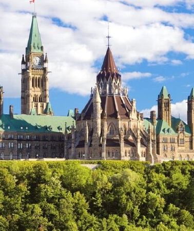 4D3N • Toronto, Montreal, Ottawa and More 4-Day Small-Group Tour