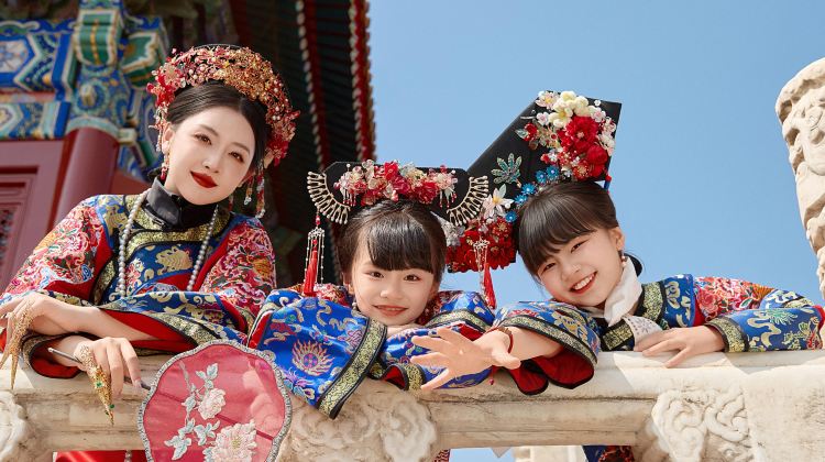5-Day Great Wall & Wangfujing Walking Tour with Fun Pop Mart Experience·  