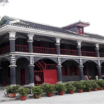 贵州黄果树景区+茅台镇+遵义会议会址5日4晚私家团