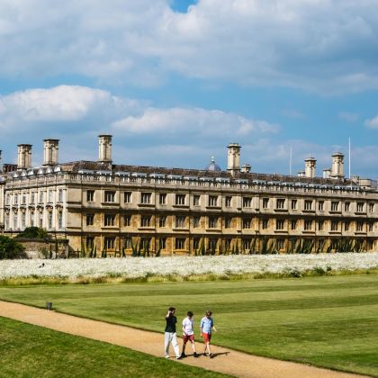 英国伦敦+温莎+牛津+剑桥10日8晚私家团