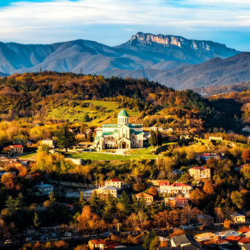 格鲁吉亚西格纳吉+卡兹别克山+库塔伊西+哥里+巴统9日8晚私家团