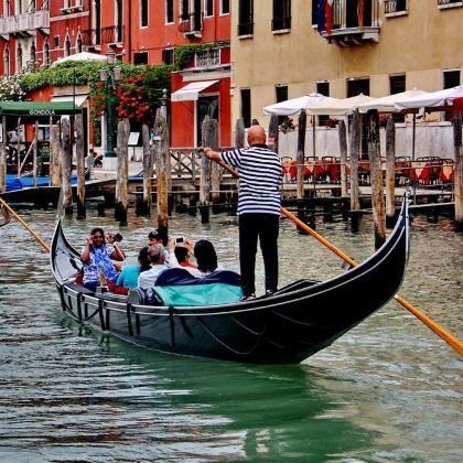 意大利+斯洛文尼亚+克罗地亚+波黑+塞尔维亚12日10晚私家团