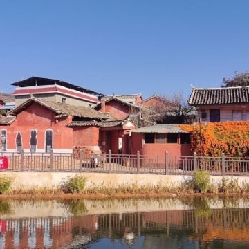 迤沙拉民族文化村+金沙江大峡谷+阿署达四季花海景区+攀枝花公园2日1晚私家团