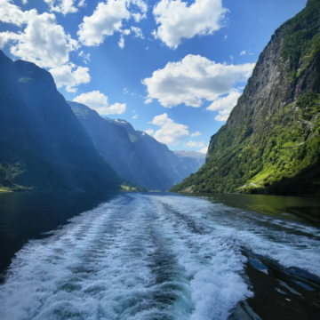 冰岛+挪威13日10晚拼小团