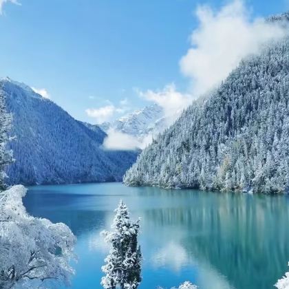 成都+九寨沟+达古冰川风景名胜区+毕棚沟+四姑娘山景区6日5晚私家团