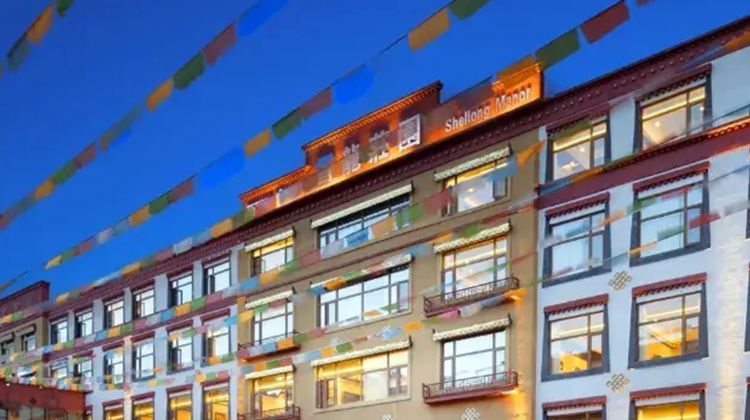 9D8N · Group Tours · Lhasa + Shigatse + Mt Qomolangma Base Camp + Namtso