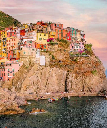 9D8N • Italy