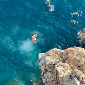 瑞士+匈牙利+克罗地亚15日14晚私家团