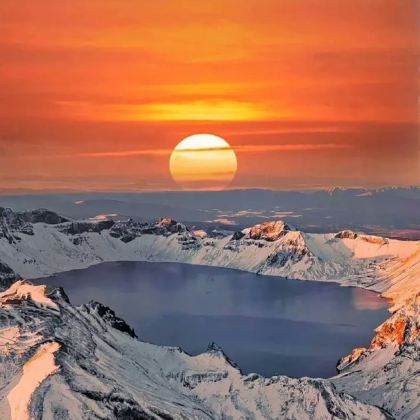 长白山+亚布力滑雪旅游度假区+二道白河8日7晚私家团