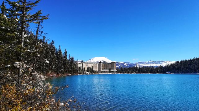 7-Day Vancouver Winter Rocky Mountains Tour·Kamloops, Yoho, Banff, Kalamalka Lake, Victoria | One Night Stay at the Fairmont Chateau Lake Louise | Free Airport Transfer
