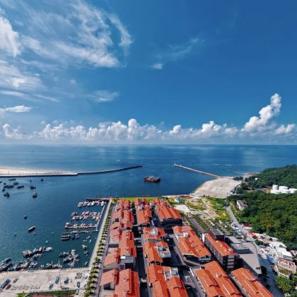 广西钦州+防城港+北海+刘永福故居+三娘湾+八寨沟+白浪滩+白龙古炮台+怪石滩+北海老街+冠头岭+北海银滩景区5日4晚拼小团