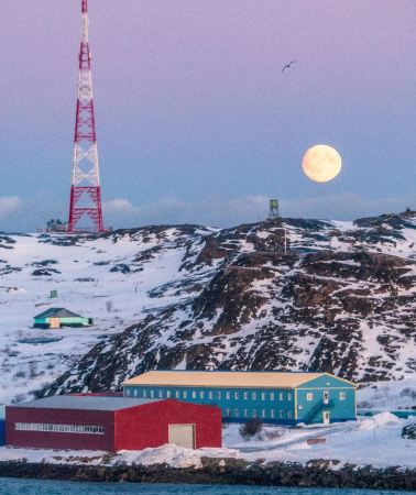 4D3N • Murmansk Private Tour - Exclusive Custom Arctic Aurora Journey