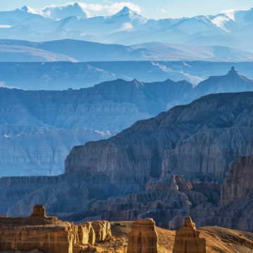 拉萨+阿里+珠峰大本营+冈仁波齐+布达拉宫10日9晚私家团