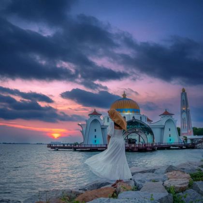 马来西亚吉隆坡+马六甲+迪沙鲁6日5晚私家团