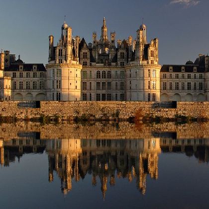 法国奥尔良+香波堡+舍农索城堡+波尔多葡萄酒产区5日4晚私家团